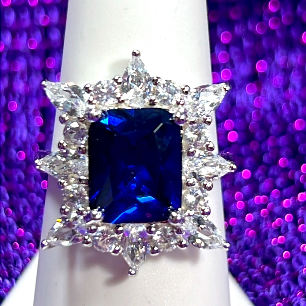 7.06ctw Lab Created Blue & White Sapphire Ring